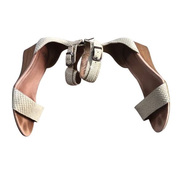 Ugg Char Mar Pearl suede tan Ankle wedge tan sandal size 7.5 - Picture 4 of 8